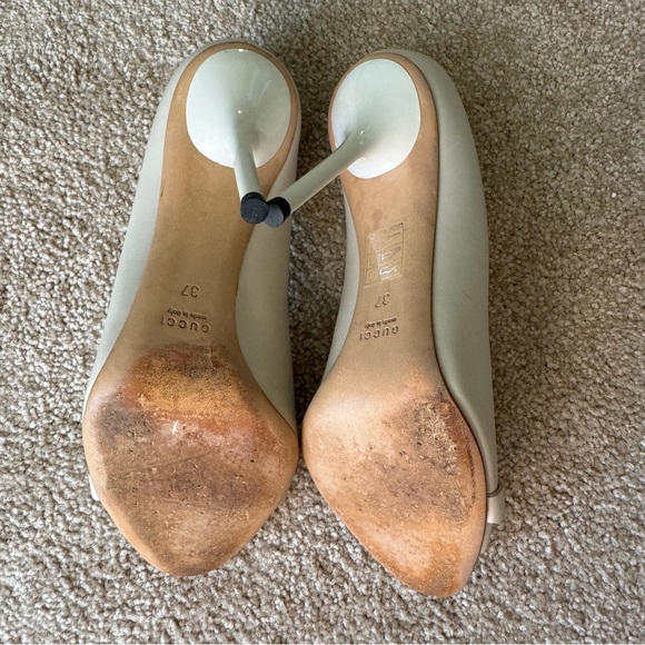 Gucci Horsebit Leather Peep Toe Stiletto Pumps Ivory Size 37 - Picture 12 of 14